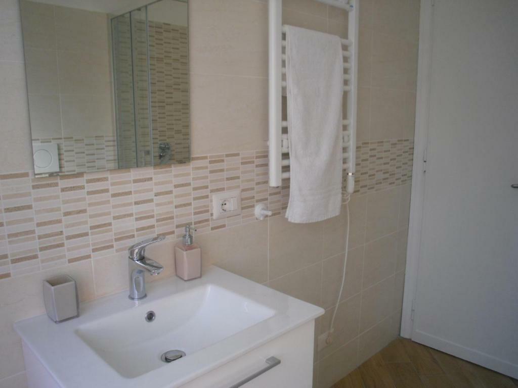 Lovely Little Apartment In Via Aurelia Rome Bagian luar foto