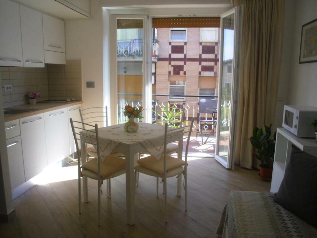 Lovely Little Apartment In Via Aurelia Rome Bagian luar foto
